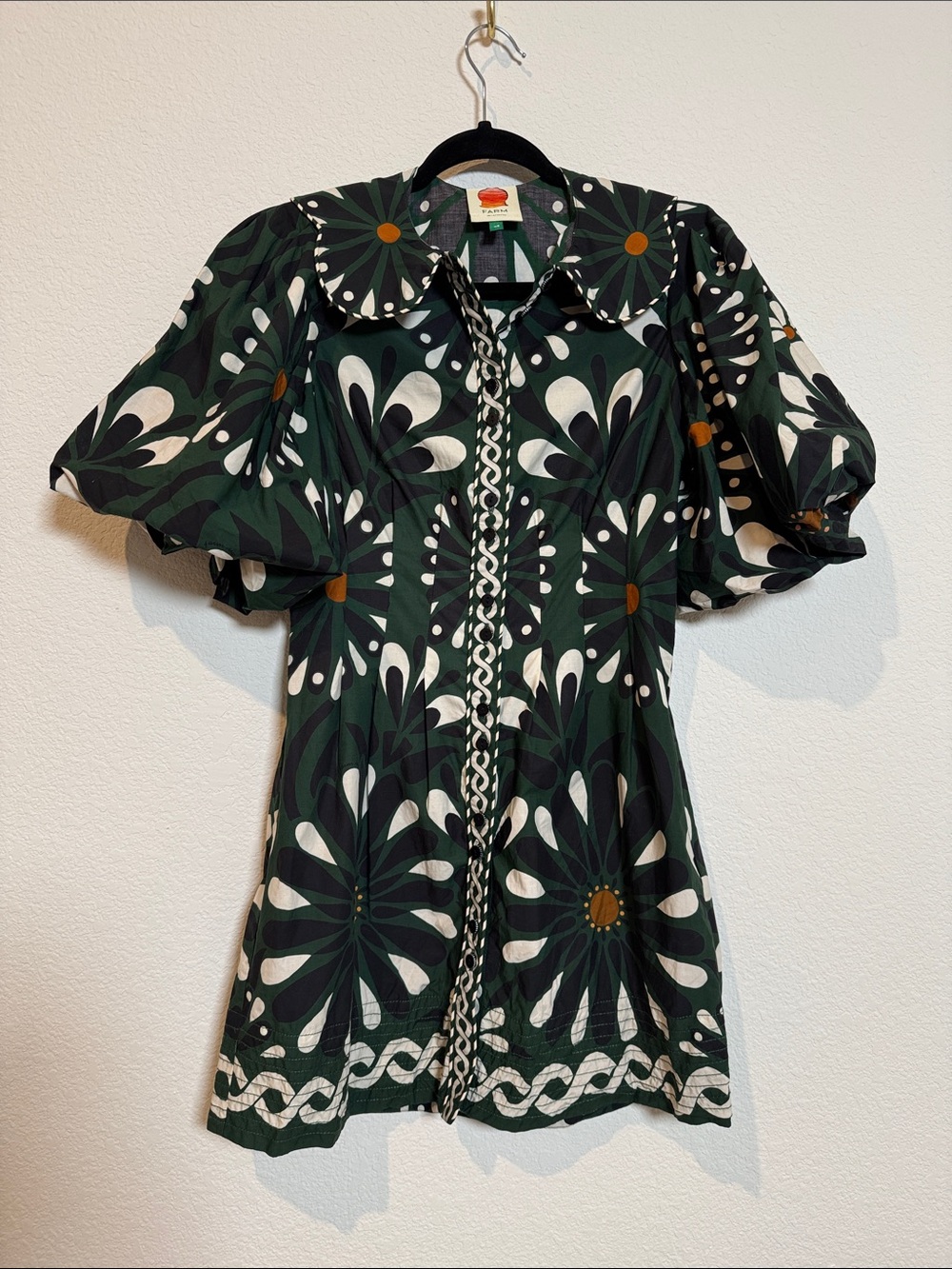 Anthropologie FARM Rio Ainika Floral Short Puff-Sleeve Mini Dress in Dark Green
